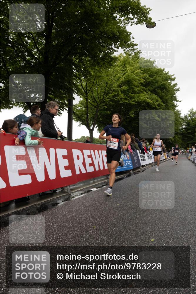 14.06.2026 - REWE Women's Run Michael Strokosch http://msf.ph/oto/9783228 14.06.2026 09:47:50 Laufen  meine-sportfotos.de