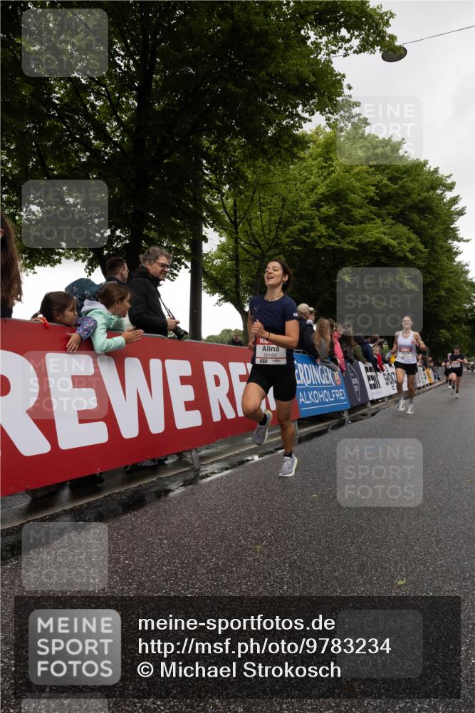 14.06.2026 - REWE Women's Run Michael Strokosch http://msf.ph/oto/9783234 14.06.2026 09:47:50 Laufen 10120 meine-sportfotos.de