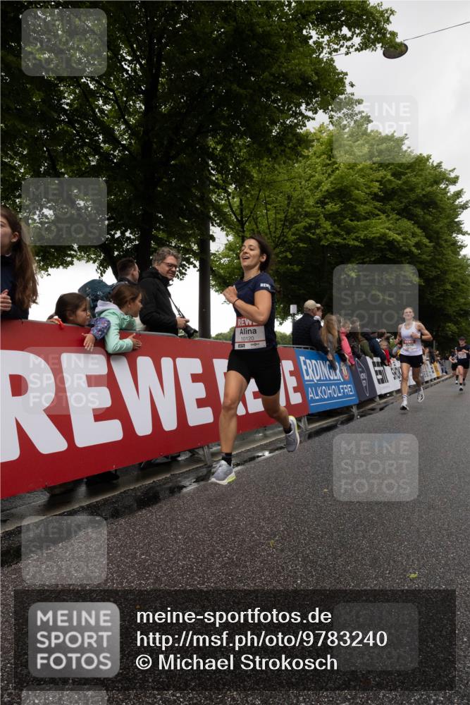 14.06.2026 - REWE Women's Run Michael Strokosch http://msf.ph/oto/9783240 14.06.2026 09:47:50 Laufen 10120 meine-sportfotos.de