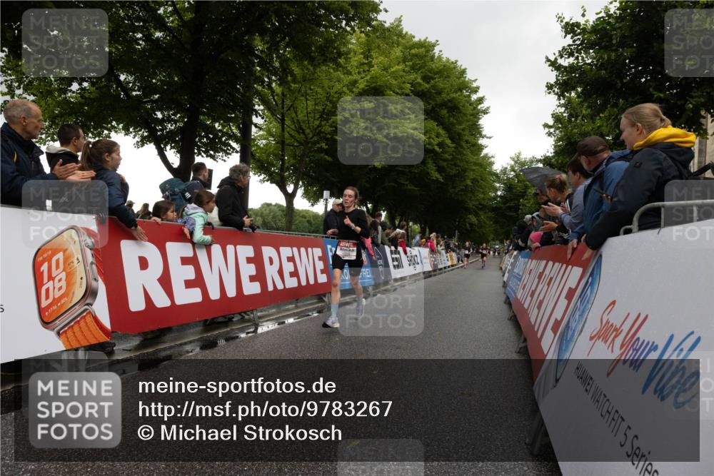 14.06.2026 - REWE Women's Run Michael Strokosch http://msf.ph/oto/9783267 14.06.2026 09:48:14 Laufen 5, 10, 18, 10, 08, 17, 56, 80, 5 meine-sportfotos.de