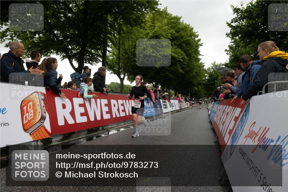 14.06.2026 - REWE Women's Run Michael Strokosch http://msf.ph/oto/9783273 14.06.2026 09:48:14 Laufen 10, 18, 10, 08, 17, 56, 80, 5 meine-sportfotos.de