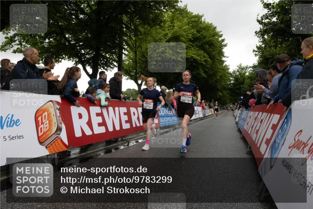 14.06.2026 - REWE Women's Run Michael Strokosch http://msf.ph/oto/9783299 14.06.2026 09:48:21 Laufen 5, 10, 18, 97, 10, 08, 17, 56, 80 meine-sportfotos.de
