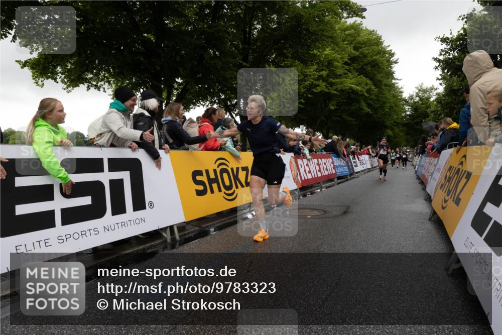 14.06.2026 - REWE Women's Run Michael Strokosch http://msf.ph/oto/9783323 14.06.2026 09:48:32 Laufen  meine-sportfotos.de