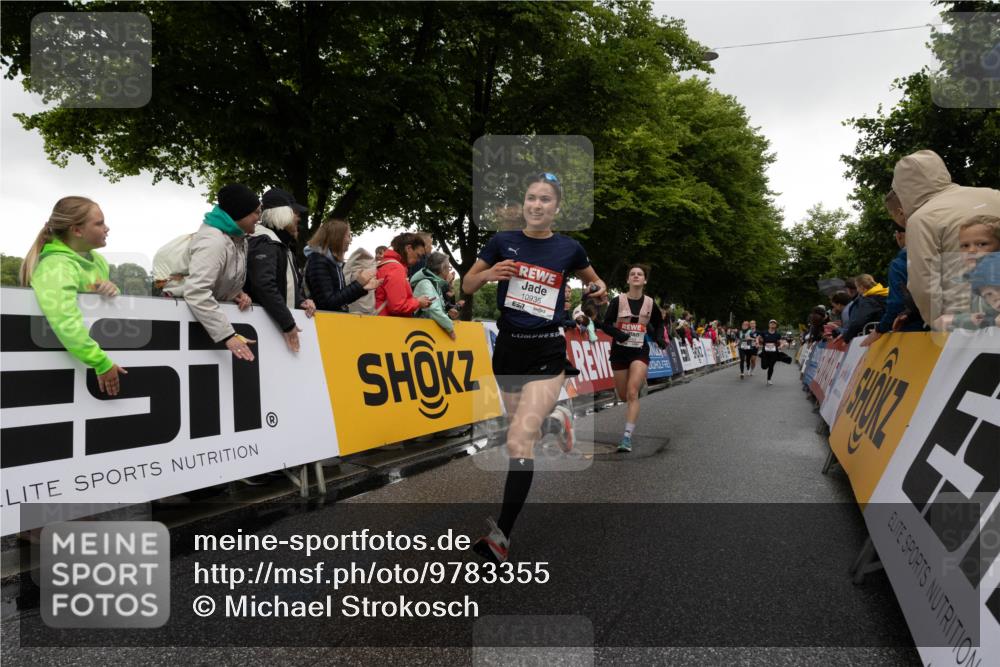 14.06.2026 - REWE Women's Run Michael Strokosch http://msf.ph/oto/9783355 14.06.2026 09:48:35 Laufen 10935, 7 meine-sportfotos.de