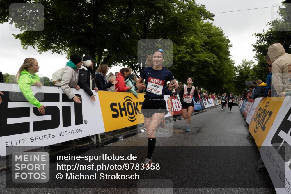 14.06.2026 - REWE Women's Run Michael Strokosch http://msf.ph/oto/9783358 14.06.2026 09:48:35 Laufen 10935, 657 meine-sportfotos.de