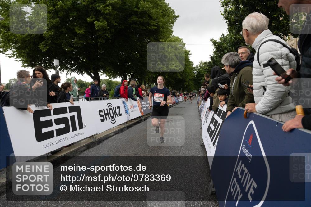 14.06.2026 - REWE Women's Run Michael Strokosch http://msf.ph/oto/9783369 14.06.2026 09:48:59 Laufen 11141 meine-sportfotos.de