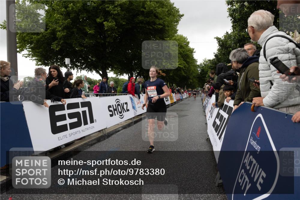 14.06.2026 - REWE Women's Run Michael Strokosch http://msf.ph/oto/9783380 14.06.2026 09:48:59 Laufen 11141 meine-sportfotos.de