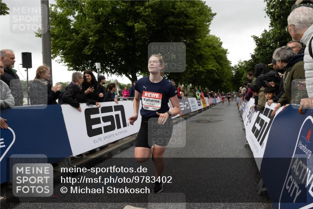 14.06.2026 - REWE Women's Run Michael Strokosch http://msf.ph/oto/9783402 14.06.2026 09:48:59 Laufen 51, 11141, 7, 340 meine-sportfotos.de
