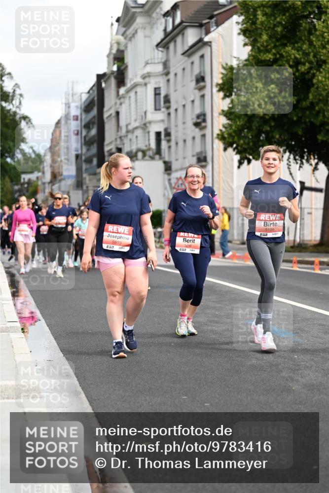 14.06.2026 - REWE Women's Run Dr. Thomas Lammeyer http://msf.ph/oto/9783416 14.06.2026 10:52:32 Laufen 5803, 7, 5249, 5199, 7 meine-sportfotos.de