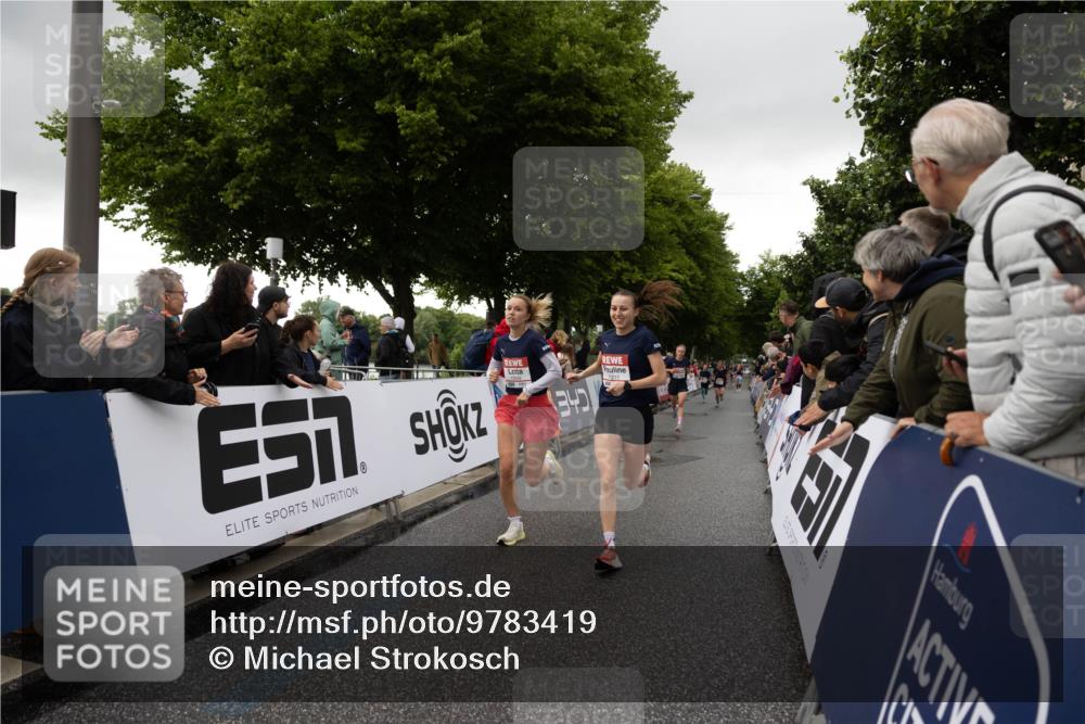 14.06.2026 - REWE Women's Run Michael Strokosch http://msf.ph/oto/9783419 14.06.2026 09:49:06 Laufen 215 meine-sportfotos.de