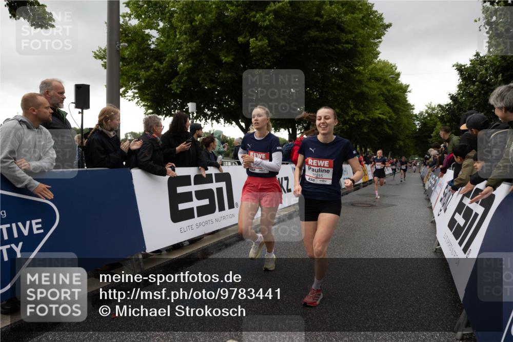 14.06.2026 - REWE Women's Run Michael Strokosch http://msf.ph/oto/9783441 14.06.2026 09:49:06 Laufen 10215 meine-sportfotos.de