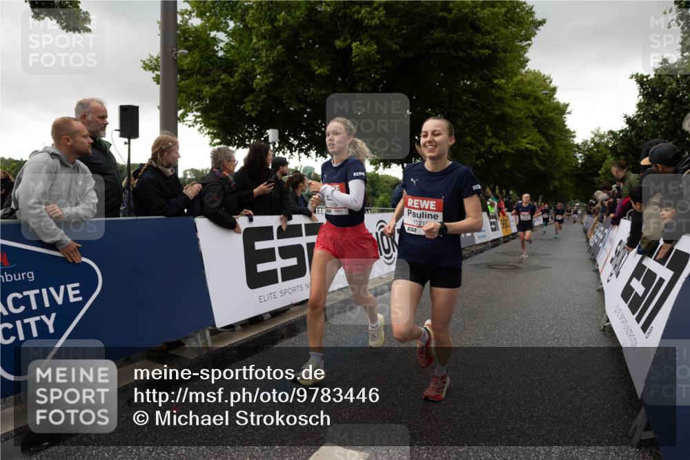 14.06.2026 - REWE Women's Run Michael Strokosch http://msf.ph/oto/9783446 14.06.2026 09:49:06 Laufen 10215 meine-sportfotos.de