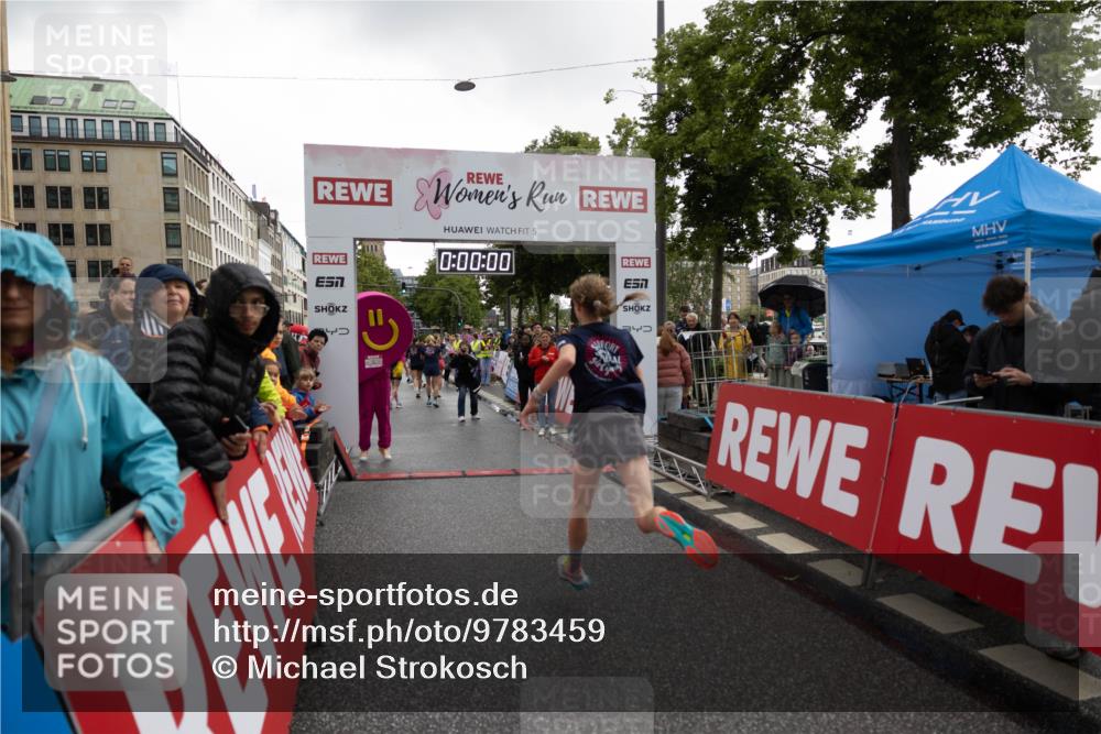 14.06.2026 - REWE Women's Run Michael Strokosch http://msf.ph/oto/9783459 14.06.2026 09:49:18 Laufen 5, 0, 00, 00, 370 meine-sportfotos.de