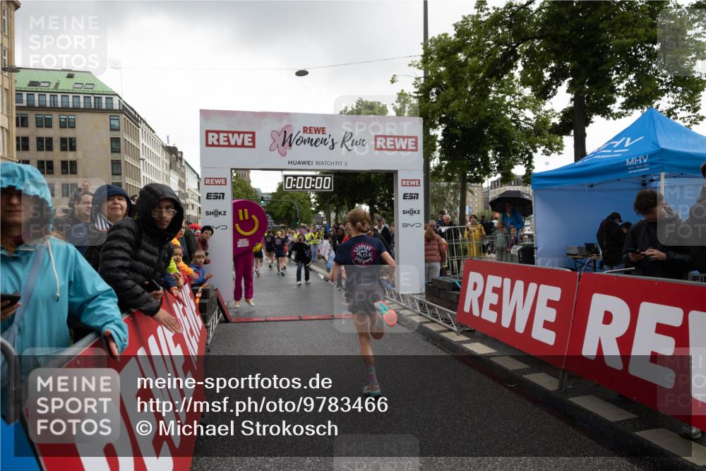 14.06.2026 - REWE Women's Run Michael Strokosch http://msf.ph/oto/9783466 14.06.2026 09:49:18 Laufen 5, 0, 00, 00, 7, 34 meine-sportfotos.de