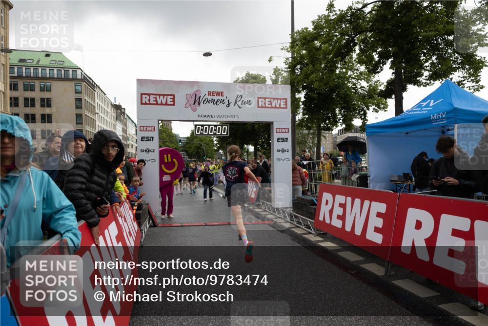 14.06.2026 - REWE Women's Run Michael Strokosch http://msf.ph/oto/9783474 14.06.2026 09:49:18 Laufen 7, 5, 0, 00, 00, 34 meine-sportfotos.de