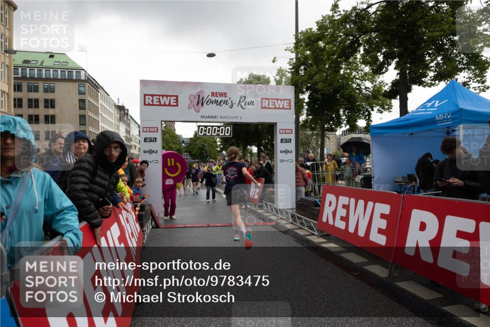 14.06.2026 - REWE Women's Run Michael Strokosch http://msf.ph/oto/9783475 14.06.2026 09:49:18 Laufen 5, 0, 00, 00, 340 meine-sportfotos.de