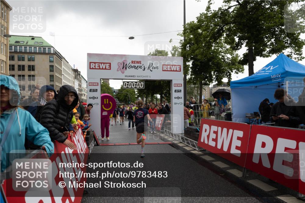 14.06.2026 - REWE Women's Run Michael Strokosch http://msf.ph/oto/9783483 14.06.2026 09:49:18 Laufen 7, 5, 0, 00, 00, 4 meine-sportfotos.de
