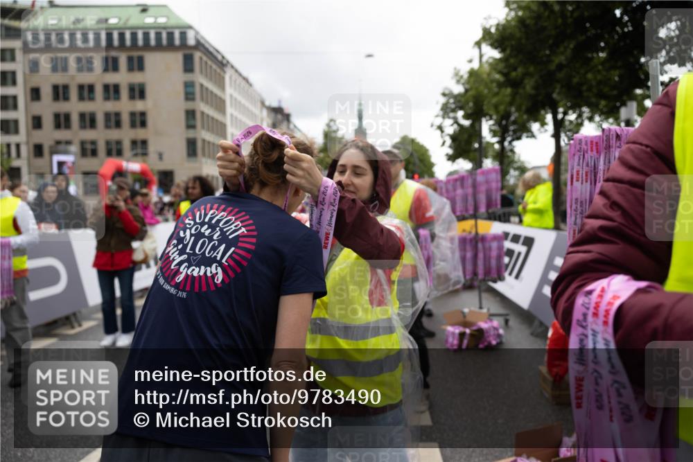 14.06.2026 - REWE Women's Run Michael Strokosch http://msf.ph/oto/9783490 14.06.2026 09:51:59 Laufen 2026, 2026, 2026, 202, 77, 1026 meine-sportfotos.de
