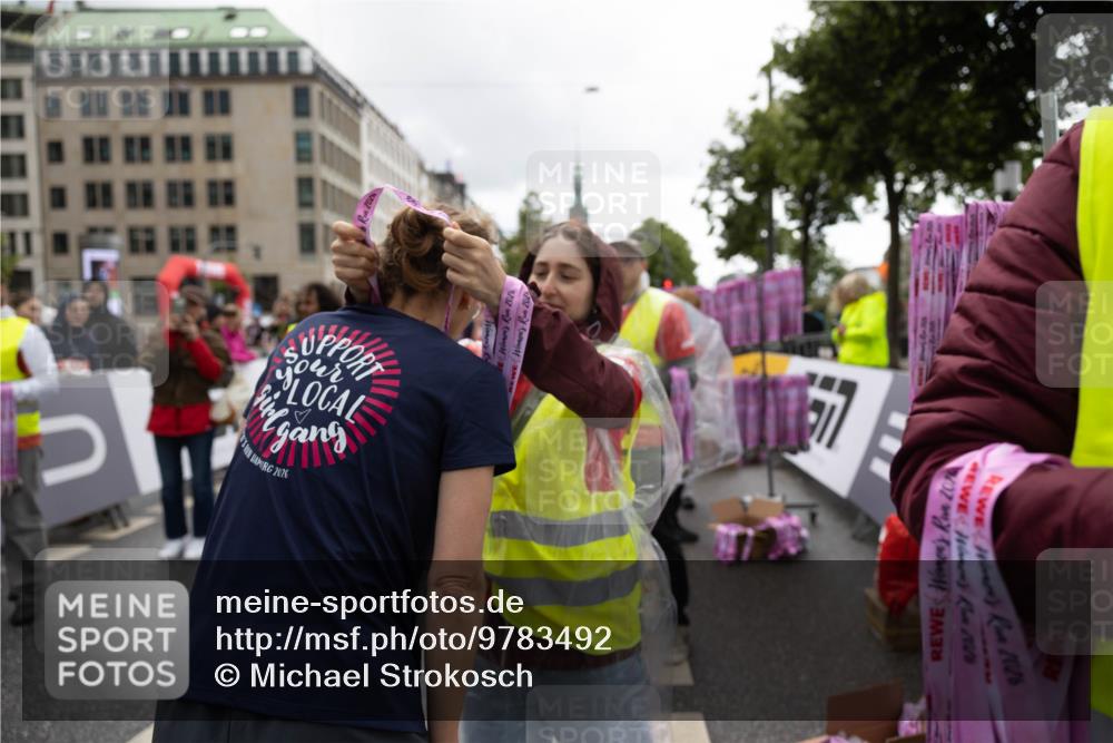 14.06.2026 - REWE Women's Run Michael Strokosch http://msf.ph/oto/9783492 14.06.2026 09:51:59 Laufen 2026, 202, 2016, 10, 2016, 2026, 201 meine-sportfotos.de