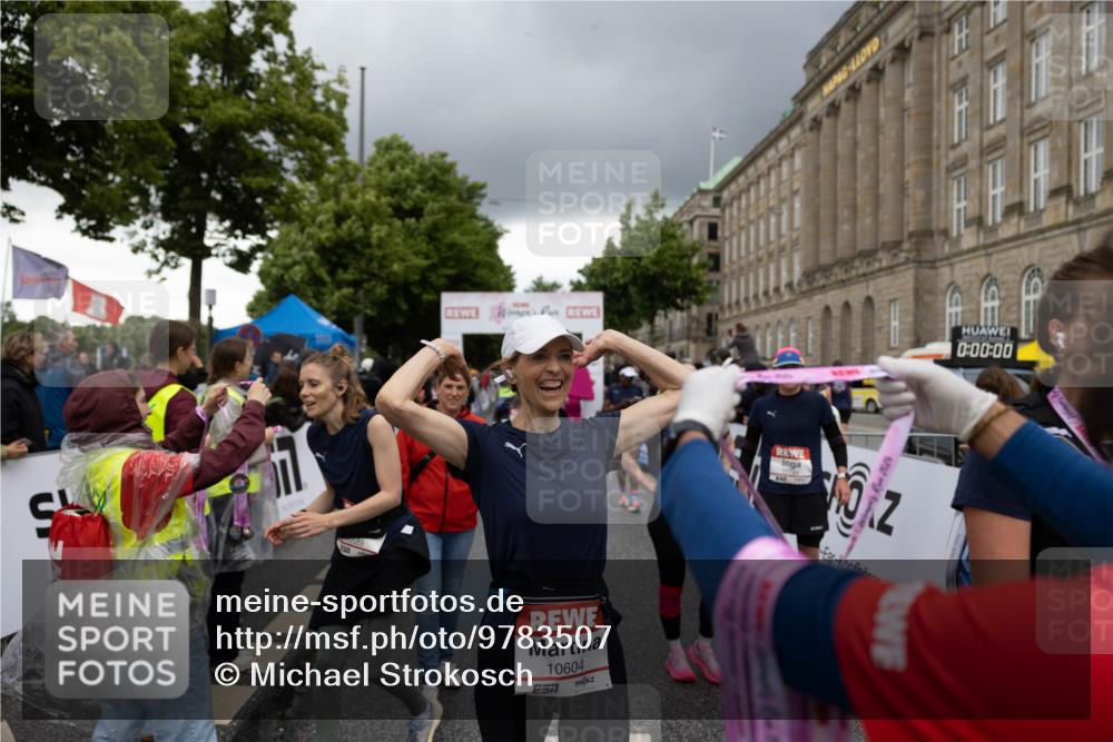 14.06.2026 - REWE Women's Run Michael Strokosch http://msf.ph/oto/9783507 14.06.2026 09:52:17 Laufen 10604, 0, 00, 00 meine-sportfotos.de