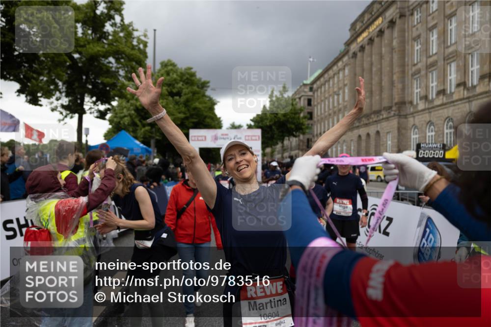 14.06.2026 - REWE Women's Run Michael Strokosch http://msf.ph/oto/9783516 14.06.2026 09:52:17 Laufen 10604, 0, 00, 00 meine-sportfotos.de