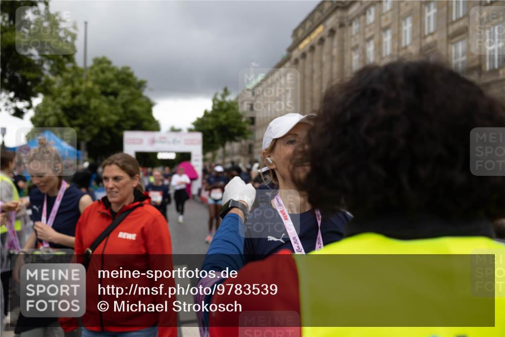 14.06.2026 - REWE Women's Run Michael Strokosch http://msf.ph/oto/9783539 14.06.2026 09:52:19 Laufen 2026, 2026 meine-sportfotos.de