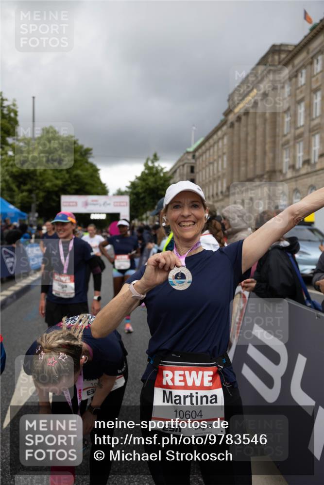 14.06.2026 - REWE Women's Run Michael Strokosch http://msf.ph/oto/9783546 14.06.2026 09:52:24 Laufen 3, 10604 meine-sportfotos.de