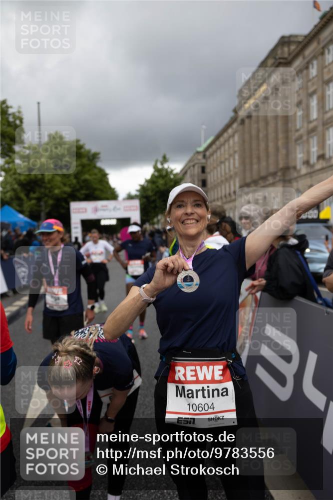 14.06.2026 - REWE Women's Run Michael Strokosch http://msf.ph/oto/9783556 14.06.2026 09:52:24 Laufen 3, 10604 meine-sportfotos.de