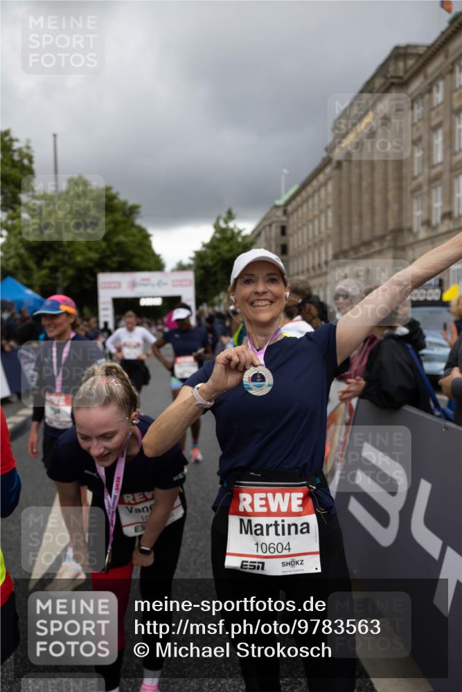 14.06.2026 - REWE Women's Run Michael Strokosch http://msf.ph/oto/9783563 14.06.2026 09:52:25 Laufen 10, 10604 meine-sportfotos.de