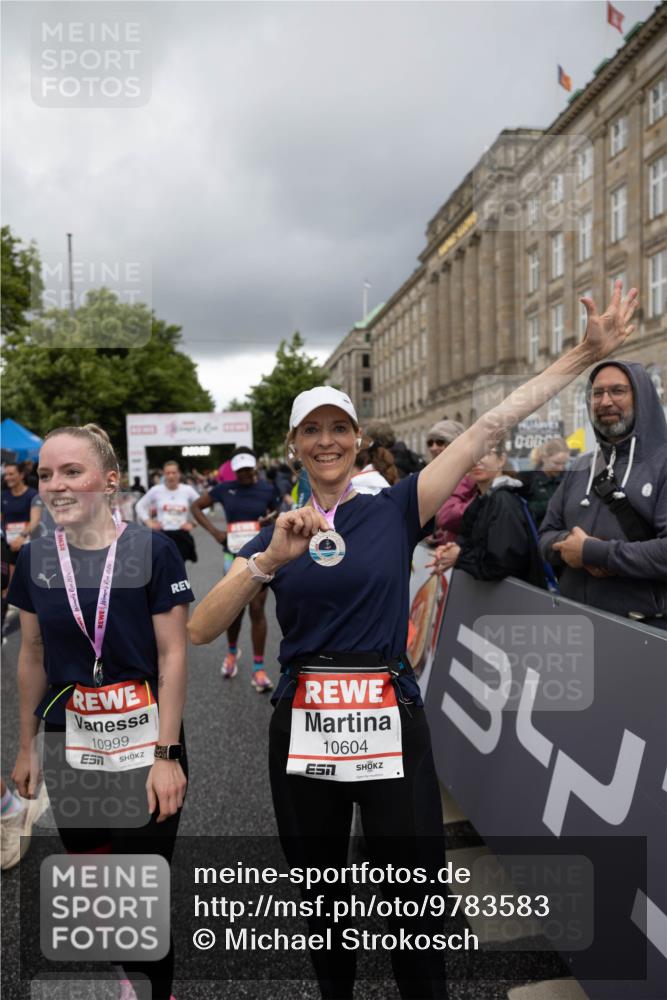 14.06.2026 - REWE Women's Run Michael Strokosch http://msf.ph/oto/9783583 14.06.2026 09:52:26 Laufen 10999, 10604, 34 meine-sportfotos.de