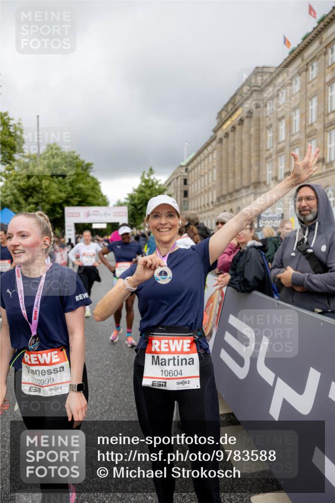 14.06.2026 - REWE Women's Run Michael Strokosch http://msf.ph/oto/9783588 14.06.2026 09:52:26 Laufen 10999, 10604 meine-sportfotos.de