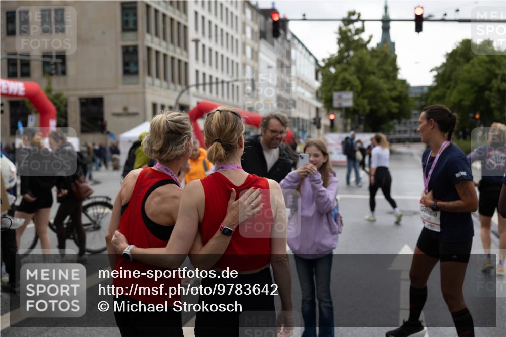 14.06.2026 - REWE Women's Run Michael Strokosch http://msf.ph/oto/9783642 14.06.2026 09:52:54 Laufen 2026, 2026 meine-sportfotos.de