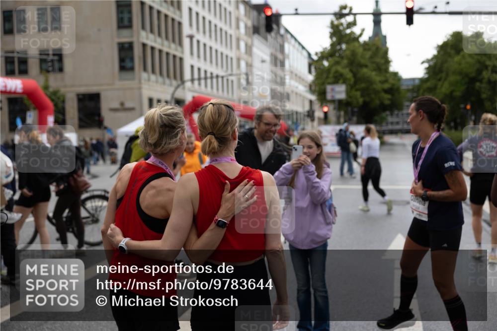 14.06.2026 - REWE Women's Run Michael Strokosch http://msf.ph/oto/9783644 14.06.2026 09:52:54 Laufen 2016 meine-sportfotos.de