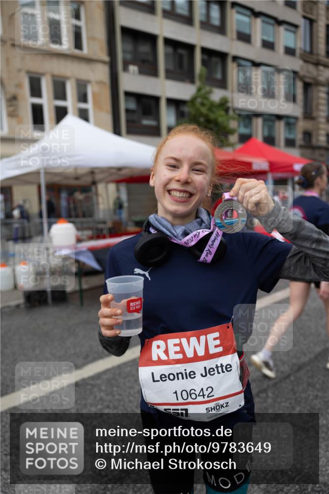 14.06.2026 - REWE Women's Run Michael Strokosch http://msf.ph/oto/9783649 14.06.2026 09:54:54 Laufen 9207, 20, 10642 meine-sportfotos.de
