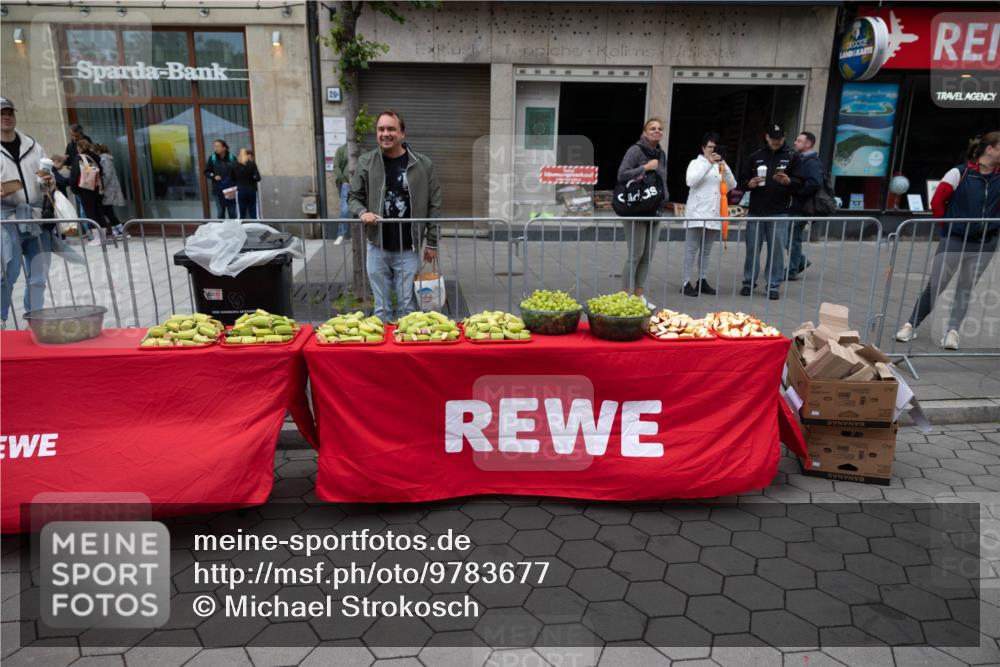 14.06.2026 - REWE Women's Run Michael Strokosch http://msf.ph/oto/9783677 14.06.2026 09:56:50 Laufen 20 meine-sportfotos.de
