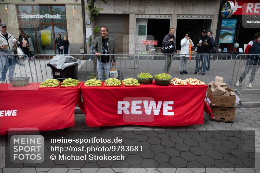 14.06.2026 - REWE Women's Run Michael Strokosch http://msf.ph/oto/9783681 14.06.2026 09:56:50 Laufen 20 meine-sportfotos.de