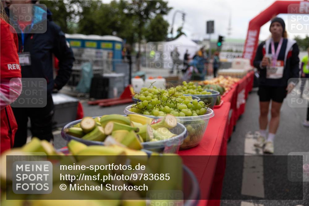 14.06.2026 - REWE Women's Run Michael Strokosch http://msf.ph/oto/9783685 14.06.2026 09:57:51 Laufen  meine-sportfotos.de