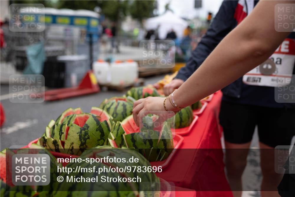 14.06.2026 - REWE Women's Run Michael Strokosch http://msf.ph/oto/9783696 14.06.2026 09:57:55 Laufen 6517 meine-sportfotos.de