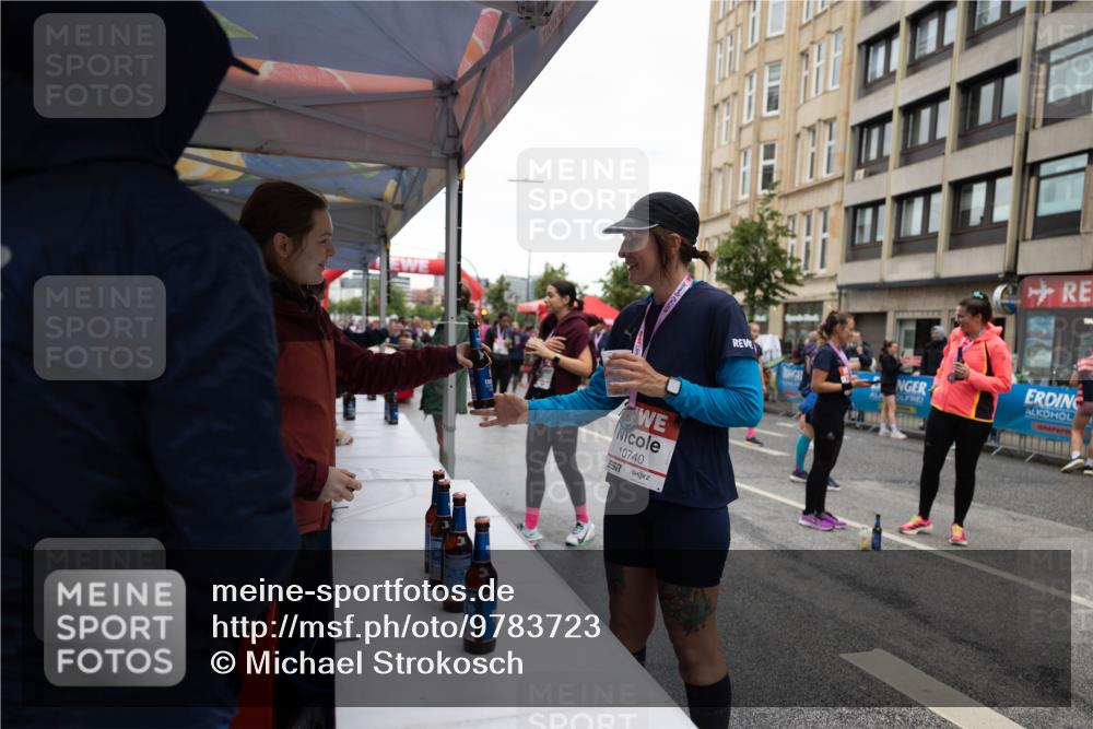 14.06.2026 - REWE Women's Run Michael Strokosch http://msf.ph/oto/9783723 14.06.2026 09:59:31 Laufen 2016, 10740 meine-sportfotos.de