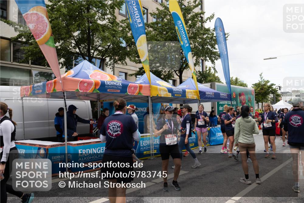14.06.2026 - REWE Women's Run Michael Strokosch http://msf.ph/oto/9783745 14.06.2026 10:02:48 Laufen 4157, 10616 meine-sportfotos.de