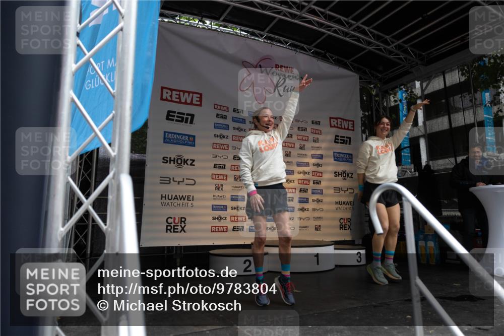 14.06.2026 - REWE Women's Run Michael Strokosch http://msf.ph/oto/9783804 14.06.2026 10:06:32 Laufen 57, 3, 5, 340, 5, 340, 34, 5, 3, 2, 1, 3 meine-sportfotos.de