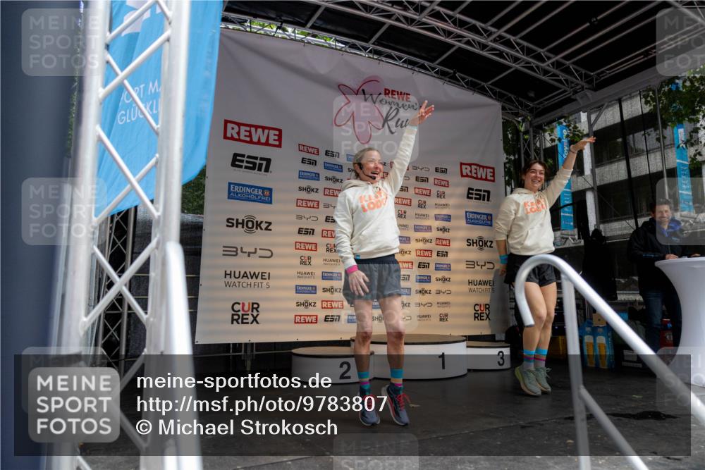 14.06.2026 - REWE Women's Run Michael Strokosch http://msf.ph/oto/9783807 14.06.2026 10:06:32 Laufen 7, 4, 5, 3, 34, 34, 340, 5, 340, 3, 2, 2, 1, 3 meine-sportfotos.de