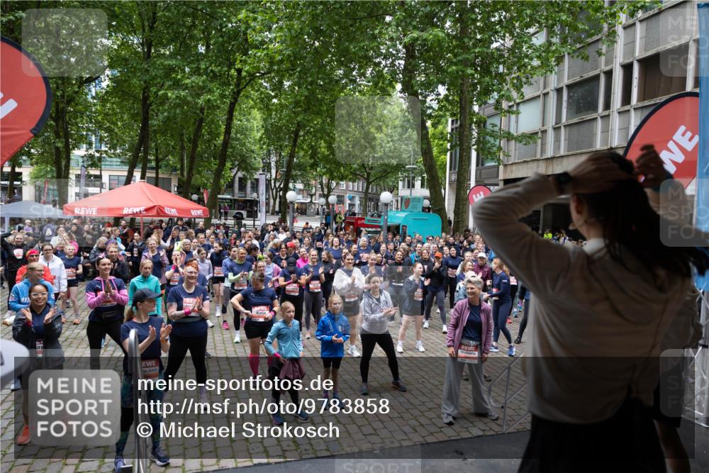 14.06.2026 - REWE Women's Run Michael Strokosch http://msf.ph/oto/9783858 14.06.2026 10:07:00 Laufen  meine-sportfotos.de