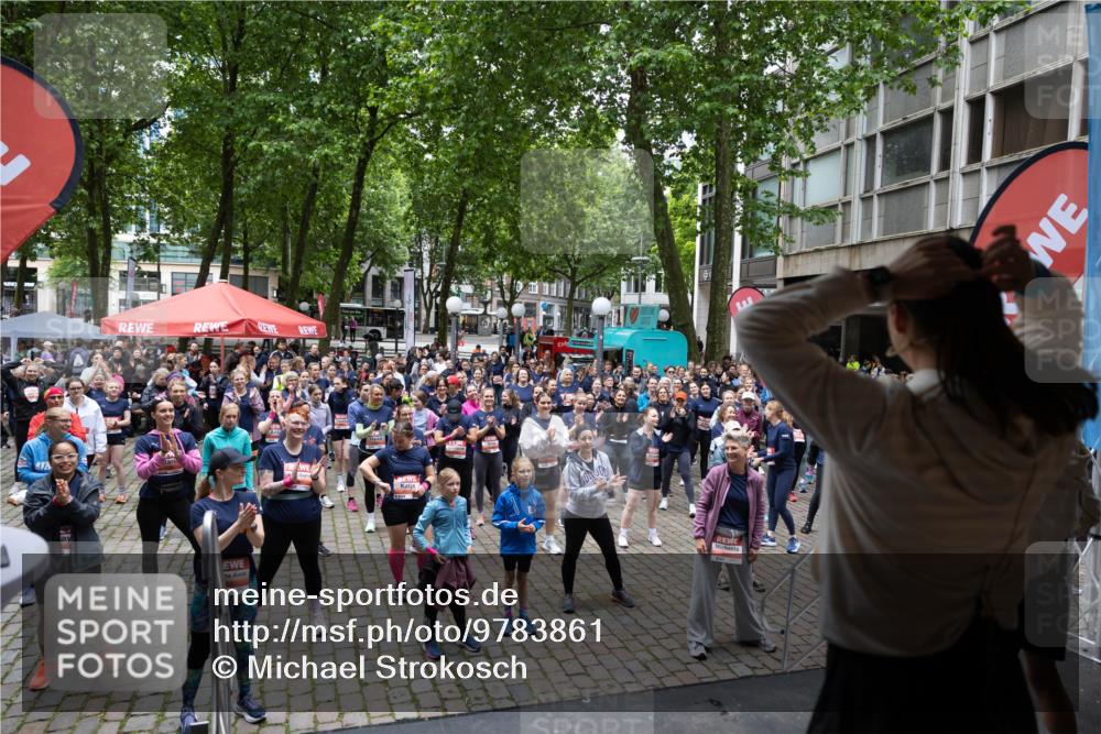 14.06.2026 - REWE Women's Run Michael Strokosch http://msf.ph/oto/9783861 14.06.2026 10:07:00 Laufen  meine-sportfotos.de