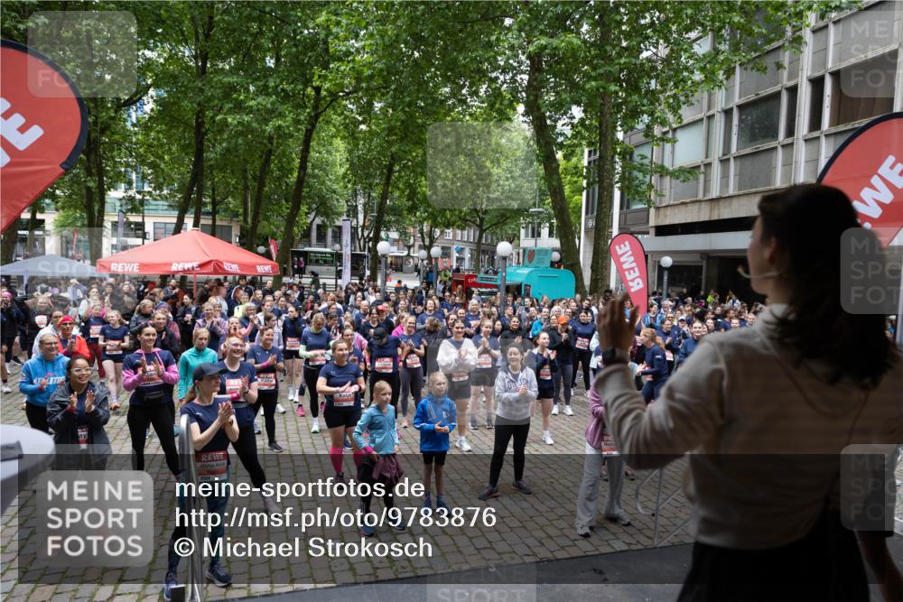 14.06.2026 - REWE Women's Run Michael Strokosch http://msf.ph/oto/9783876 14.06.2026 10:07:00 Laufen  meine-sportfotos.de