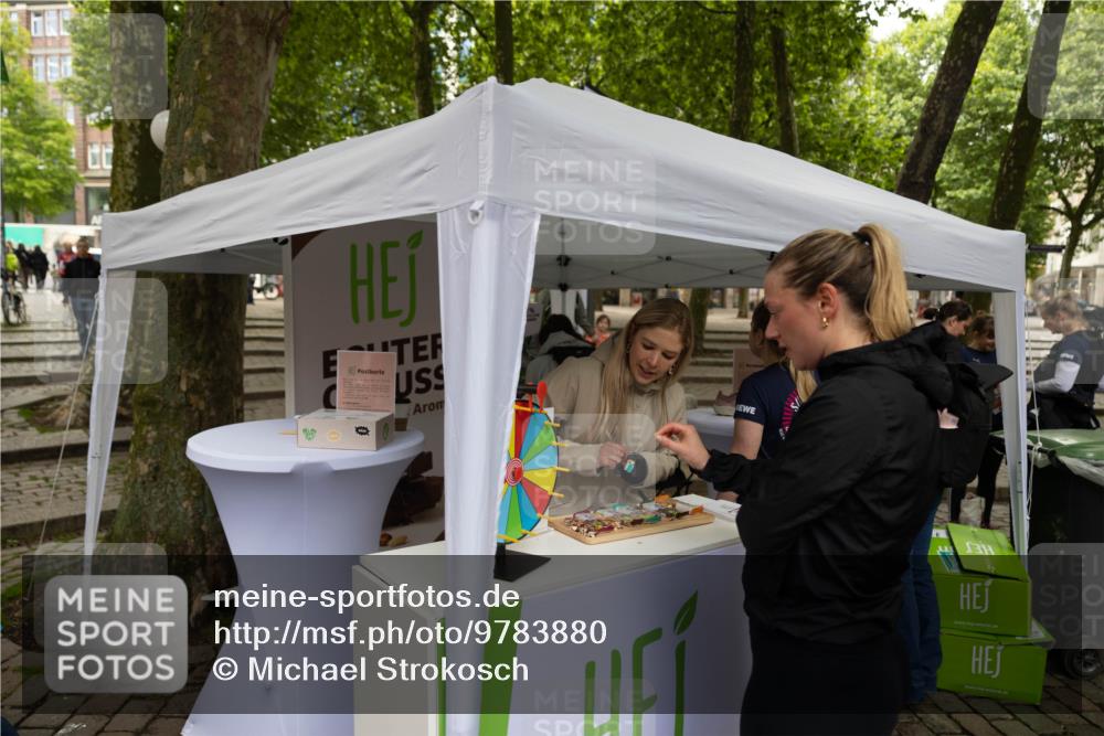 14.06.2026 - REWE Women's Run Michael Strokosch http://msf.ph/oto/9783880 14.06.2026 10:08:10 Laufen  meine-sportfotos.de