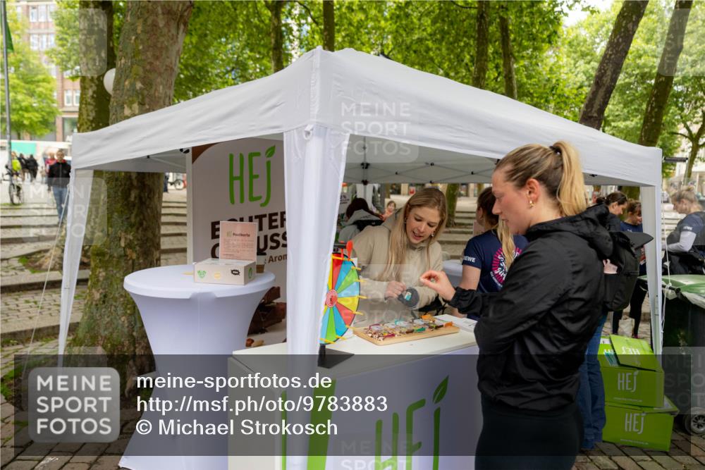 14.06.2026 - REWE Women's Run Michael Strokosch http://msf.ph/oto/9783883 14.06.2026 10:08:10 Laufen  meine-sportfotos.de