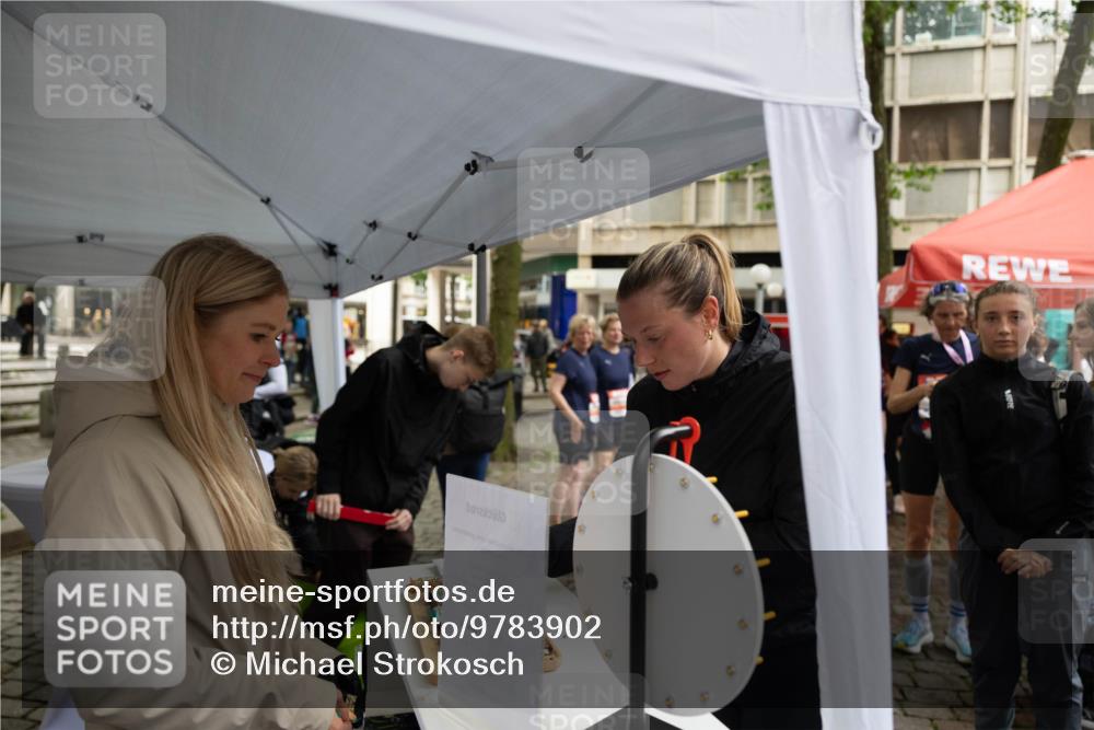 14.06.2026 - REWE Women's Run Michael Strokosch http://msf.ph/oto/9783902 14.06.2026 10:08:20 Laufen  meine-sportfotos.de