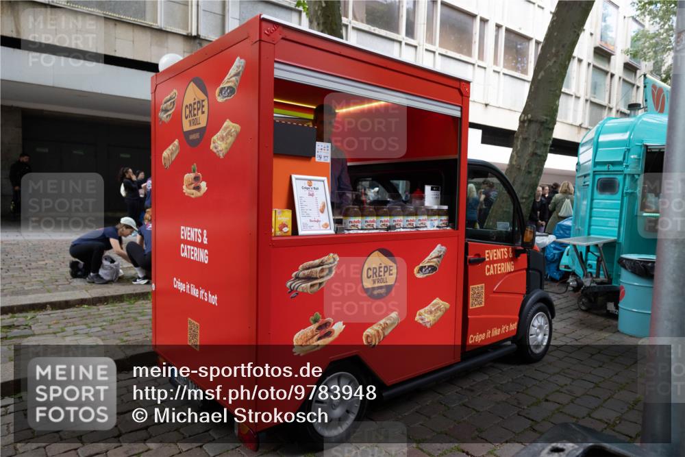 14.06.2026 - REWE Women's Run Michael Strokosch http://msf.ph/oto/9783948 14.06.2026 10:08:59 Laufen  meine-sportfotos.de