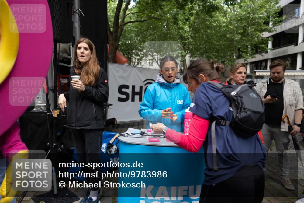 14.06.2026 - REWE Women's Run Michael Strokosch http://msf.ph/oto/9783986 14.06.2026 10:11:38 Laufen  meine-sportfotos.de